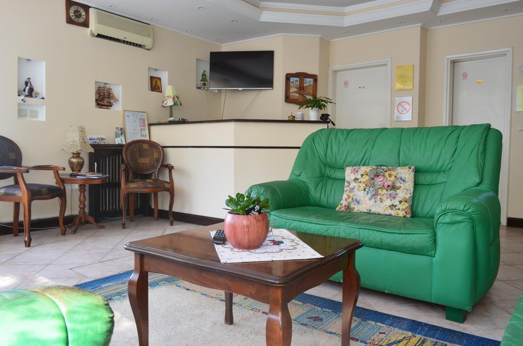 B&B Villa Evandjelina Sremska Kamenica 外观 照片